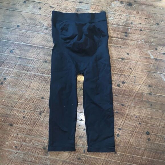 Blanqi black maternity M cropped supportive shapewear leggings - Picture 1 of 3
